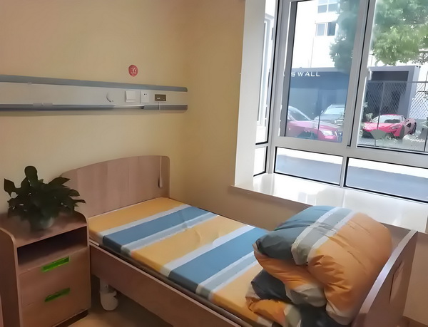 最新深圳申请入户_专访导演饶晓志：对《万里归途》满意和骄傲 专访导演饶调解无效